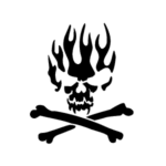 Image d'un tatouage temporaire représentant une tête de mort enflammée posé sur deux os en croix.